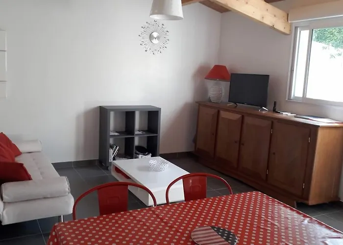 Meublé De Tourisme à L'entrée De Royan