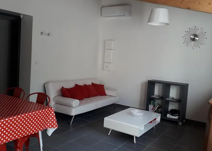 Meublé De Tourisme à L'entrée De Royan *